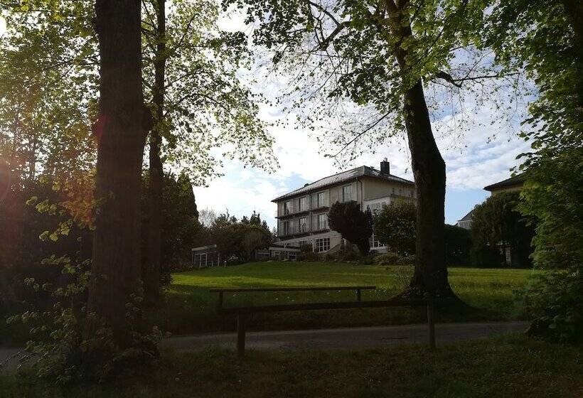 Отель Lindenallee