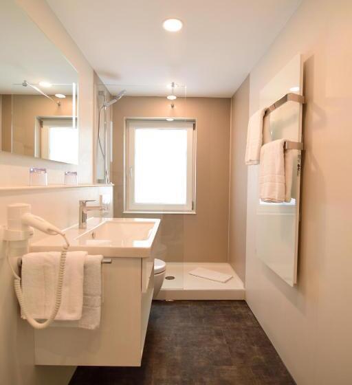 Отель Lindenberger Hof