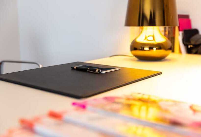 فندق Luxstay Karben   Self Check In