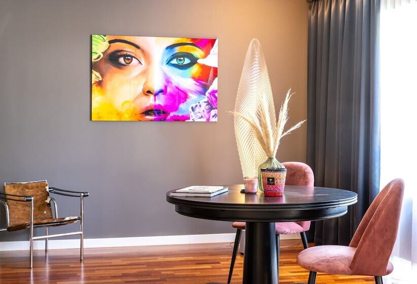 ホテル Luxstay Karben Self Check In