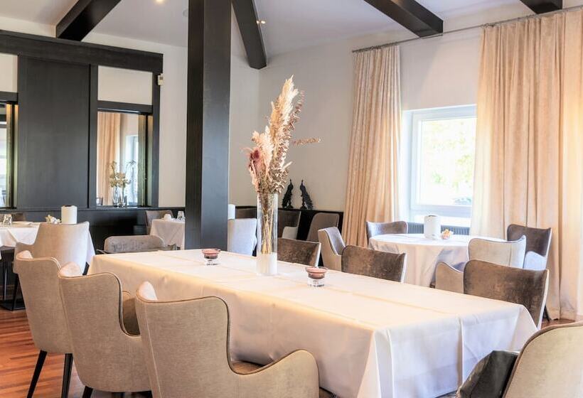 ホテル Luxstay Karben Self Check In