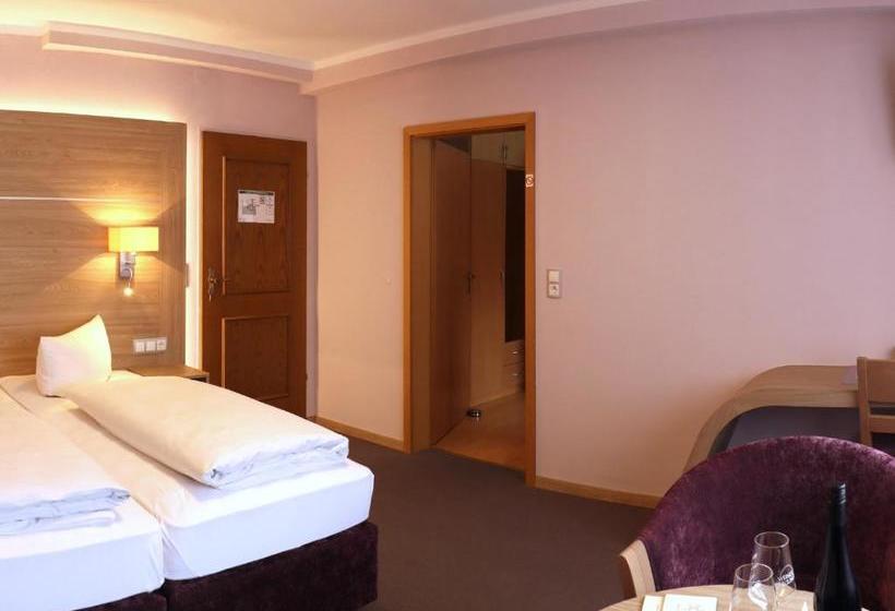 בית מלון כפרי Michels Stern