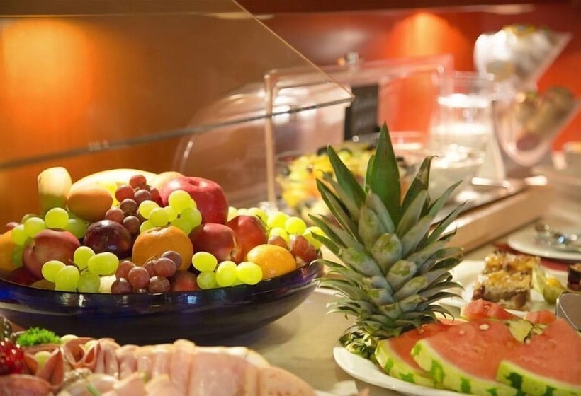 בית מלון כפרי Montana