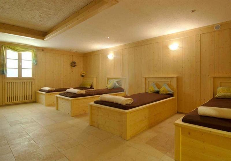 Отель Nesselwanger Hof