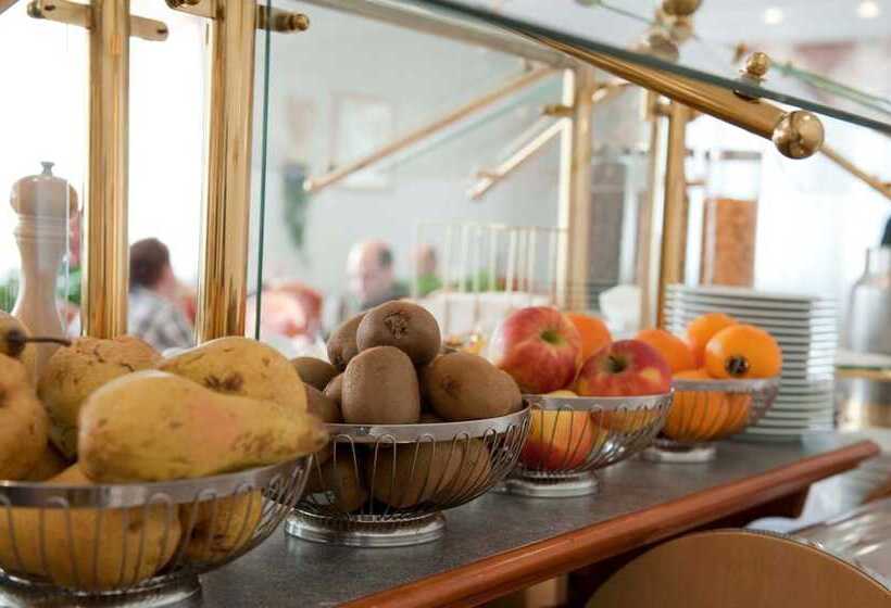 Отель Poinger Hof