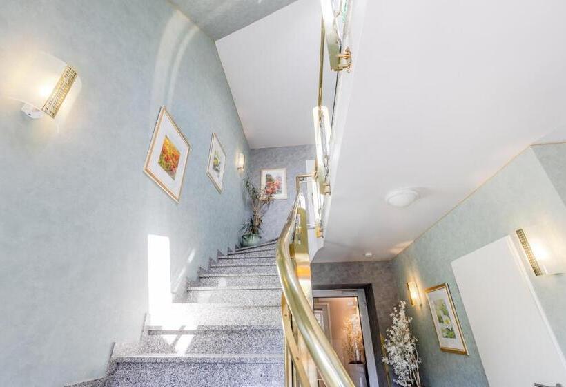 ホテル Restaurant Bismarckturm