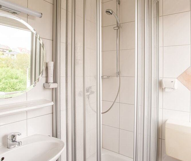 ホテル Restaurant Grüner Baum