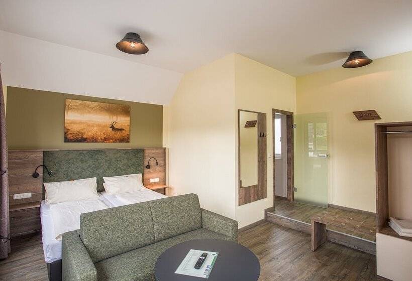 酒店 Restaurant Grüner Baum