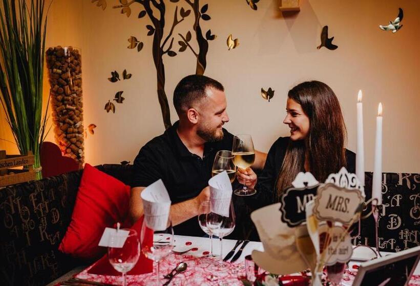 Отель & Restaurant Hessischer Hof