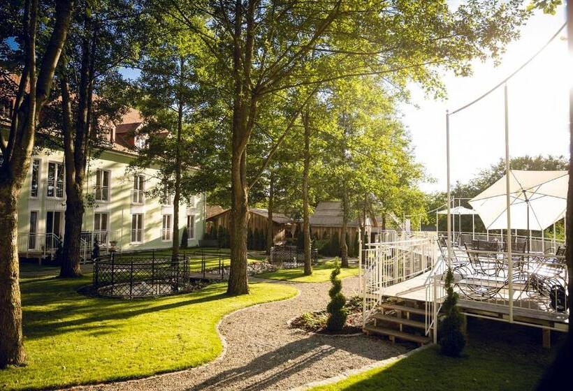 Schlosshotel Neufahrn