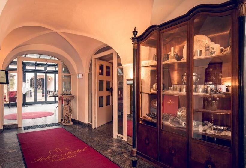 Schlosshotel Neufahrn