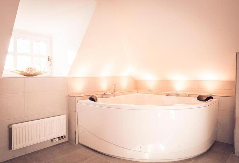 Schlosshotel Neufahrn