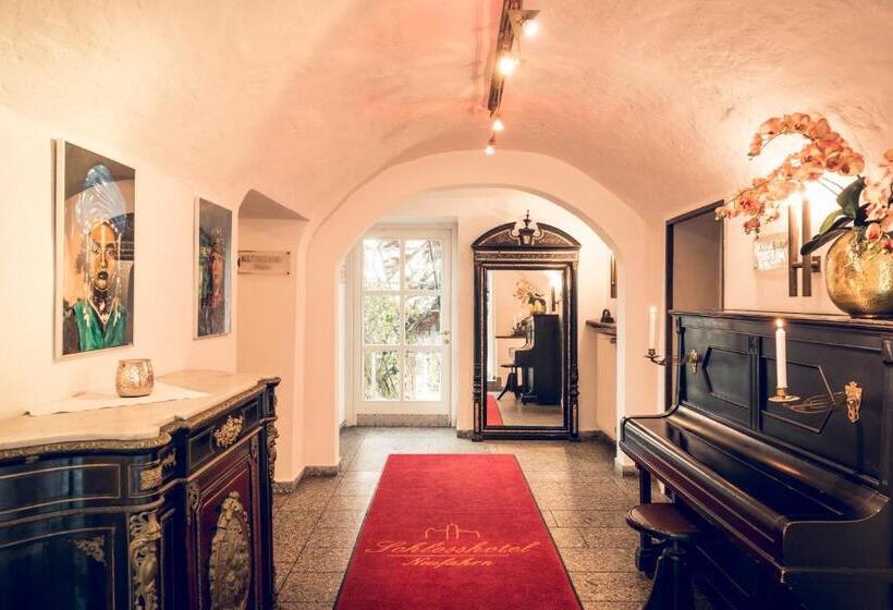 Schlosshotel Neufahrn