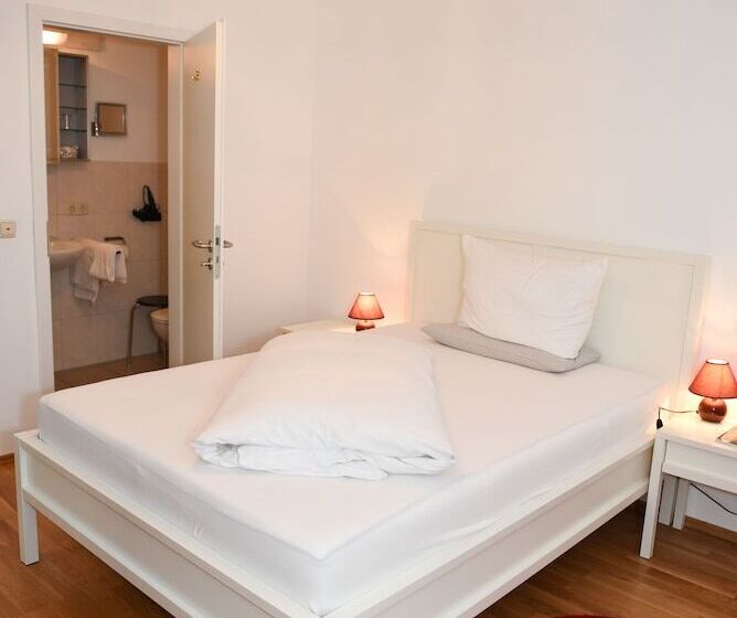 호텔 Schloss Zu Hopferau