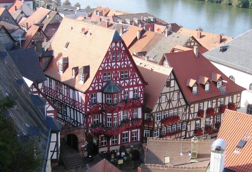 فندق Schmuckkästchen