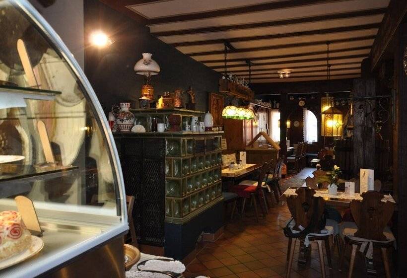 فندق Schmuckkästchen