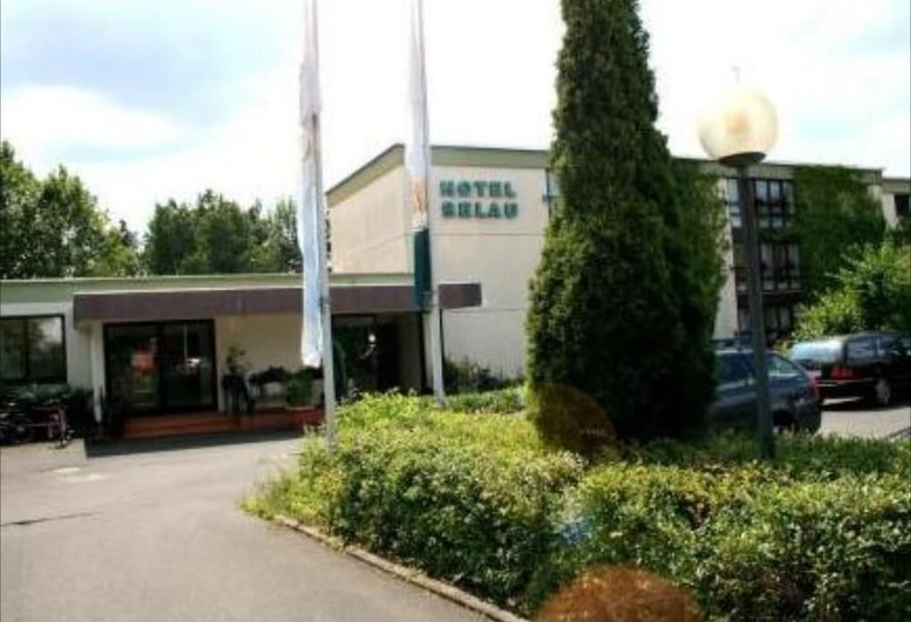 Отель Selau