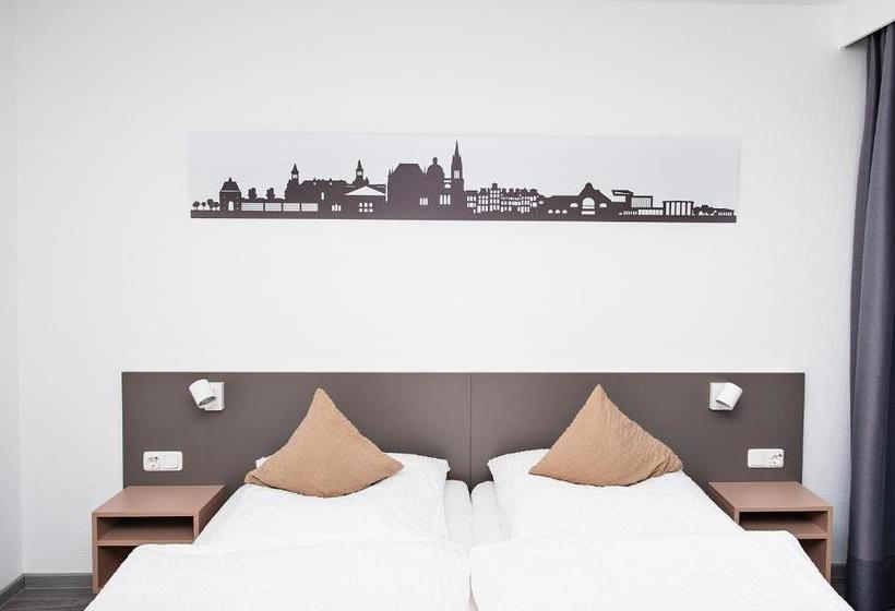 בית מלון כפרי Stadtnah Am Bahnhof