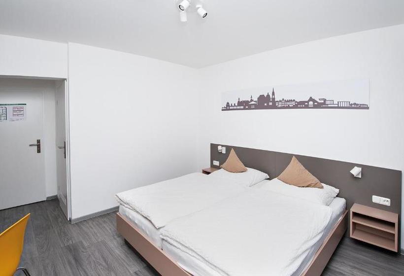 בית מלון כפרי Stadtnah Am Bahnhof