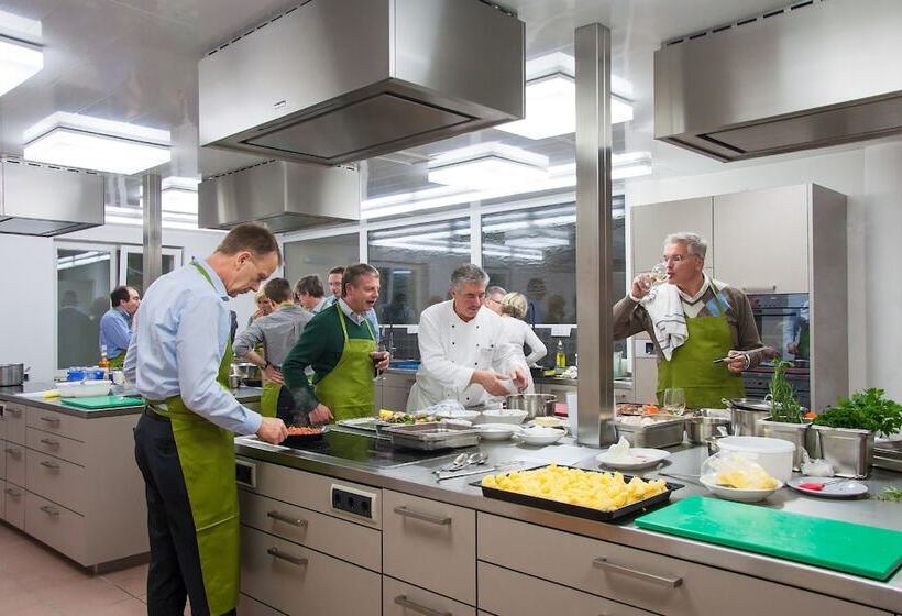 Отель Taunustagungs