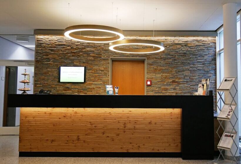 Отель Taunustagungs