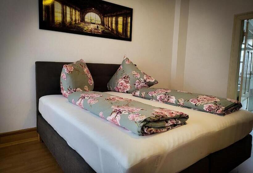 Отель Und Restaurant Zum Löwen