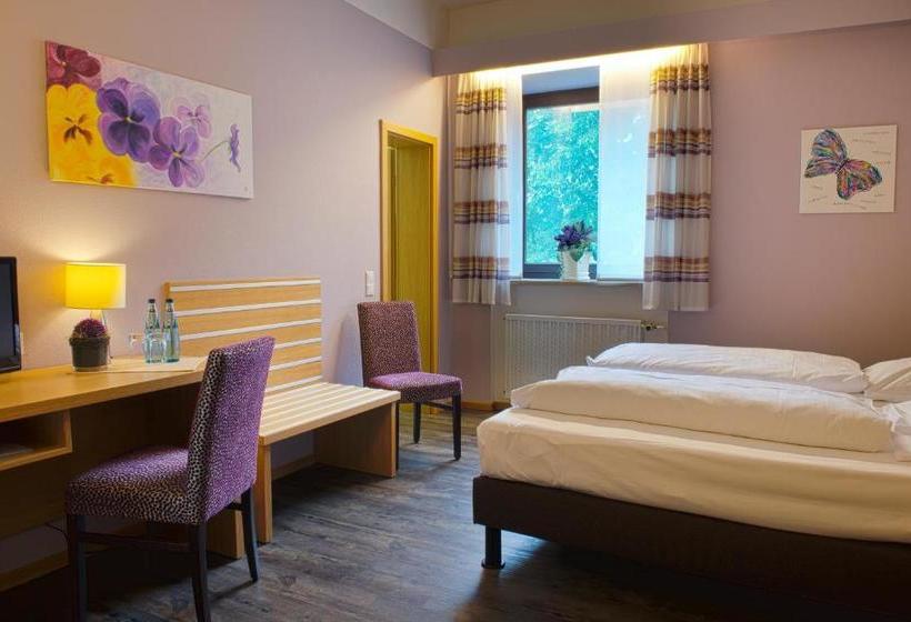 Отель Wolfsjäger