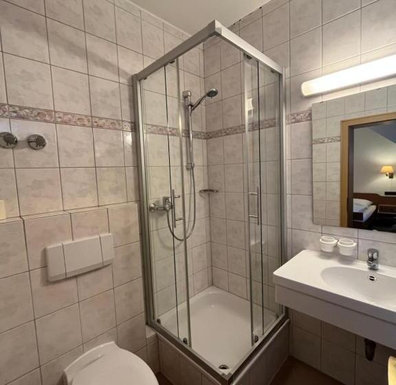 Отель Wolfsjäger