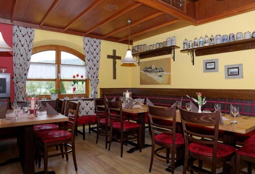 ホテル Zum Edlhof