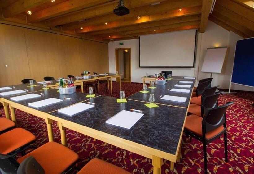 Мотель Parqéo Im A66