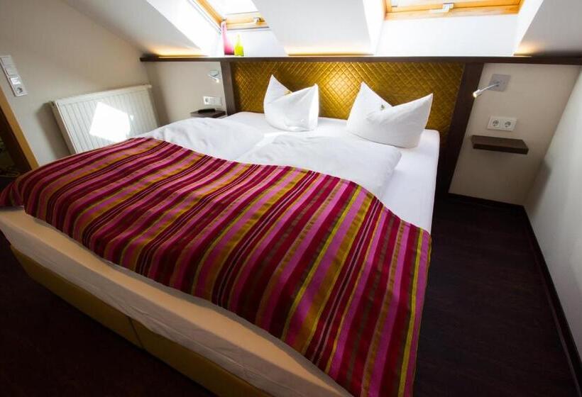 Мотель Parqéo Im A66