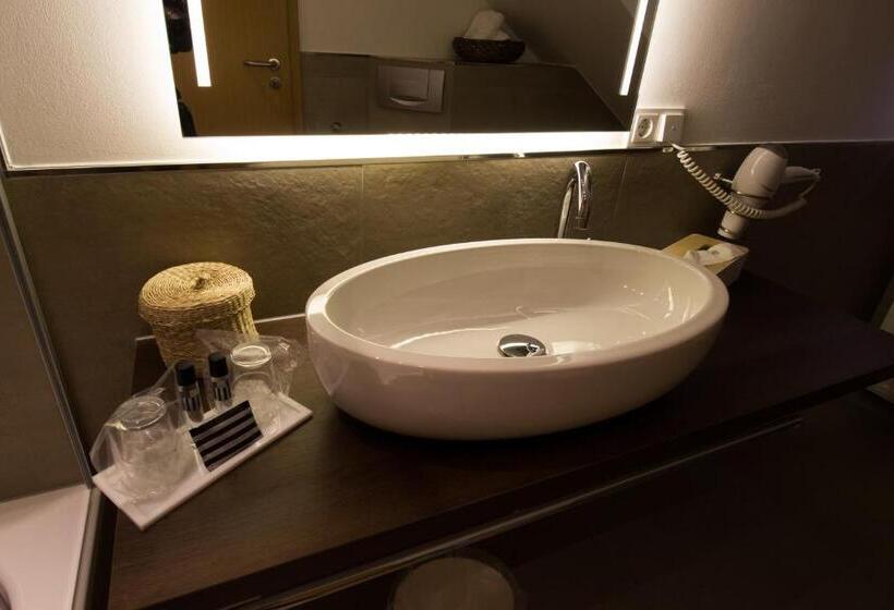 Мотель Parqéo Im A66