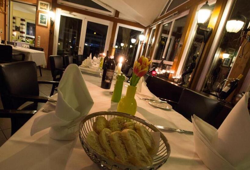 Мотель Parqéo Im A66