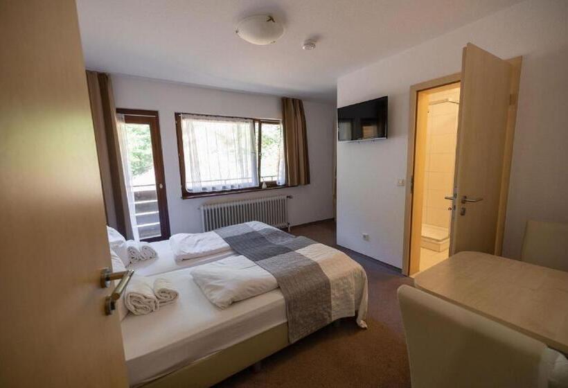 بنسيون Berghotel Und Restaurant Kräuter Chalet