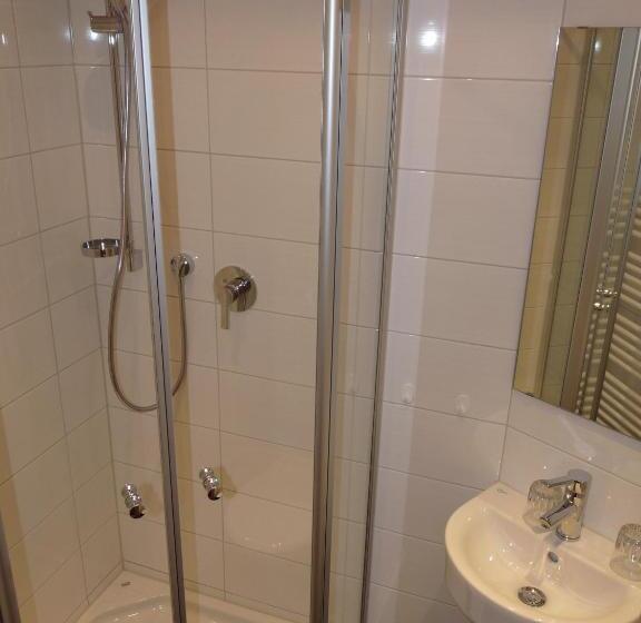 ペンション Edelweiß