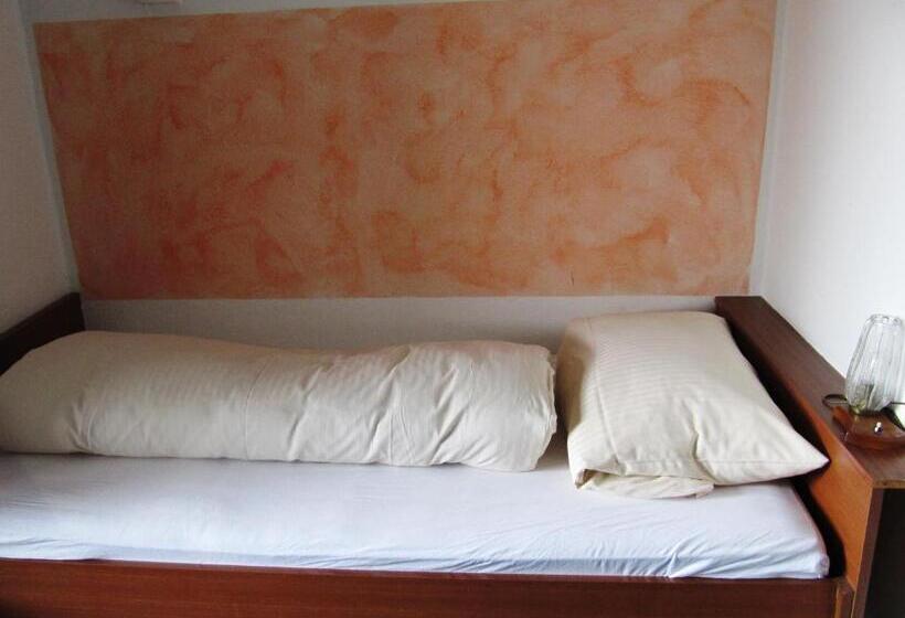 펜션 Erlebnislandgasthof Hotel Neiderhell