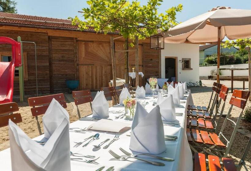 Пансион Forstnerwirt Hotel | Stubn | Biergarten