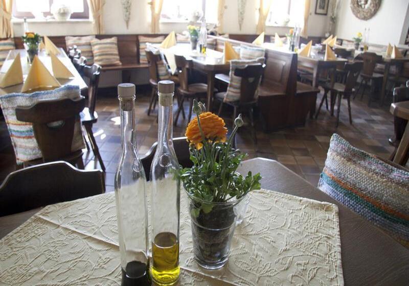 Пансион Gasthof Alte Post Restaurant Offen