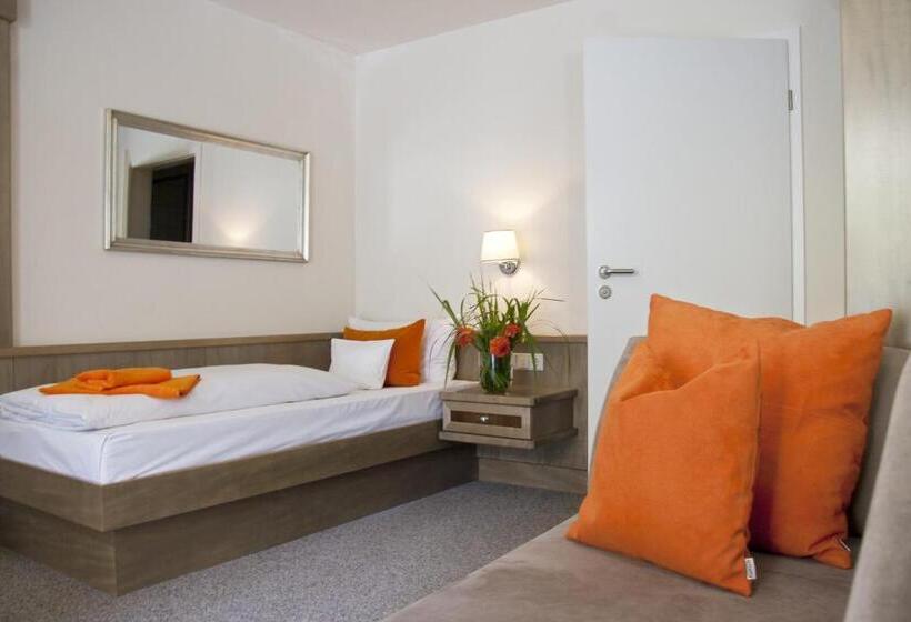 Пансион Gasthof Alte Post Restaurant Offen