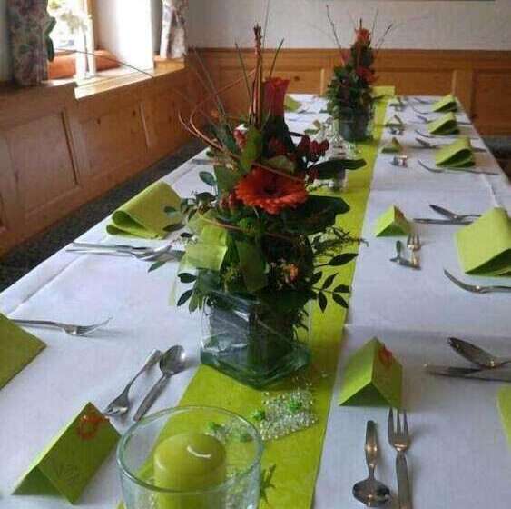 ペンション Gasthof Linden & Wildkräuter