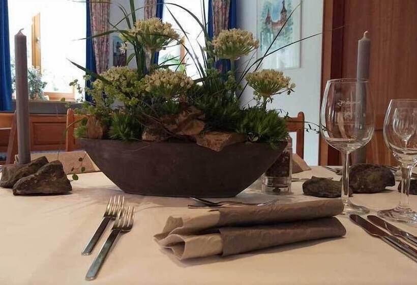 ペンション Gasthof Linden & Wildkräuter