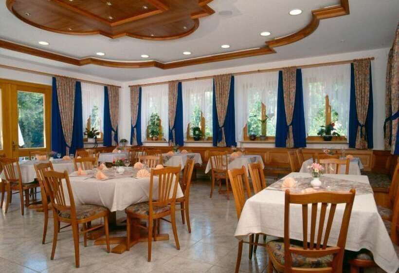 ペンション Gasthof Linden & Wildkräuter