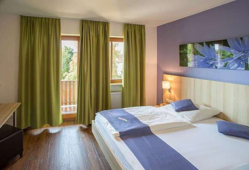 ペンション Gasthof Linden & Wildkräuter