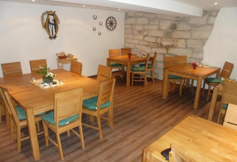 بنسيون Gasthof Postkutsche