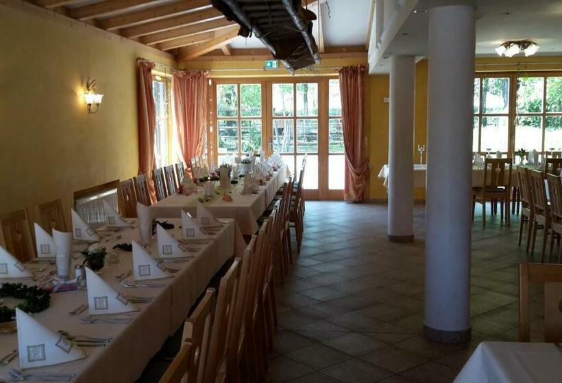 ペンション Gasthof Sempt