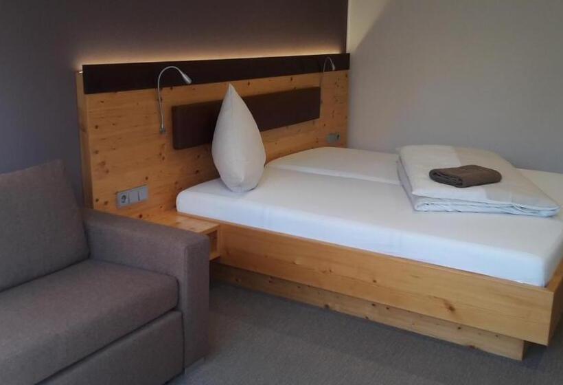 ペンション Gasthof Sempt