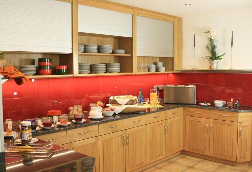 ペンション Gasthof Sempt