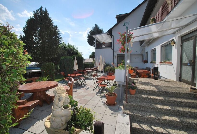 بنسيون Gasthof Am Waldeck