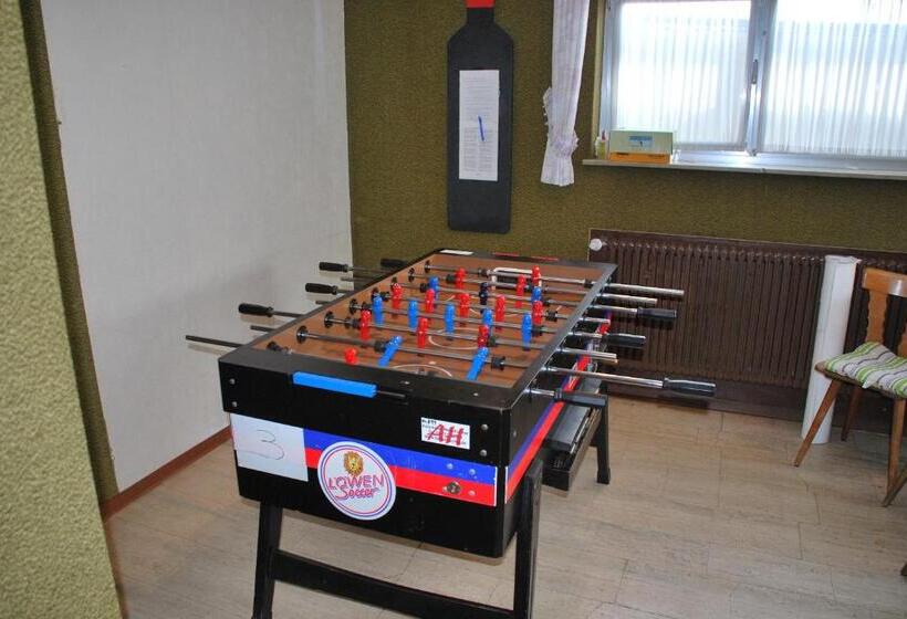 بنسيون Gasthof Am Waldeck