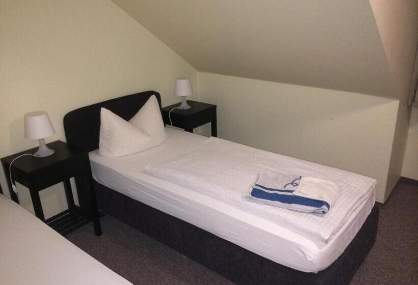 بنسيون Gasthof Am Waldeck